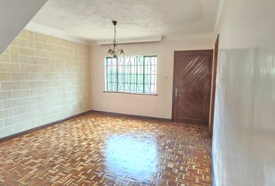 5 Bed Townhouse with En Suite at Mandera Road