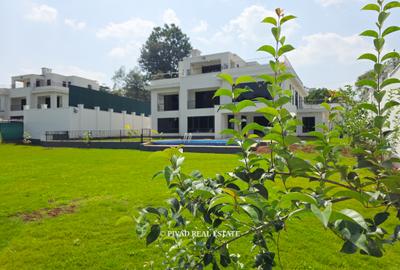 5 Bed House with Swimming Pool in Loresho