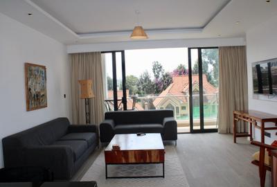 Furnished 3 Bed Apartment with Swimming Pool in Riverside