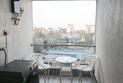 Furnished 2 Bed Apartment with En Suite at Wood Avenue