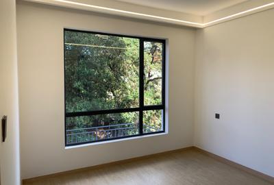 1 Bed Apartment with En Suite in Kilimani