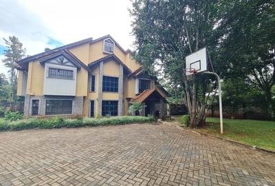 4 Bed House with En Suite at Westlands