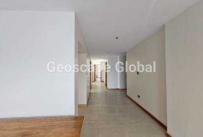 Furnished 3 Bed Apartment with En Suite in Spring Valley - 4