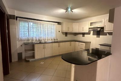 2 Bed Apartment with Parking in Kilimani