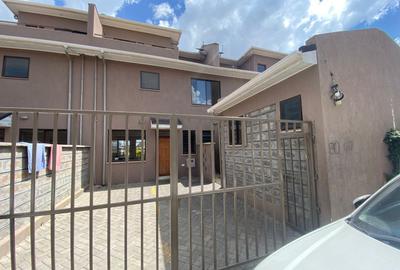 5 Bed House with En Suite in Syokimau - 2