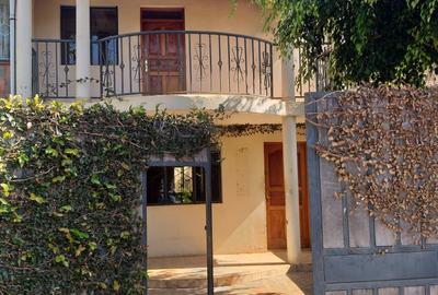 4 Bed Townhouse with En Suite in Lavington