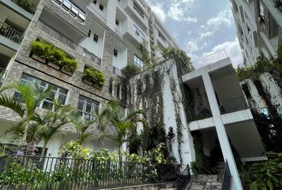 Serviced 2 Bed Apartment with En Suite in Spring Valley - 2