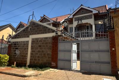 4 Bed Townhouse with En Suite at Dog Unit
