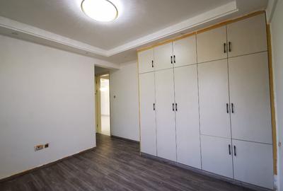 Serviced 2 Bed Apartment with En Suite at Kirichwa Road