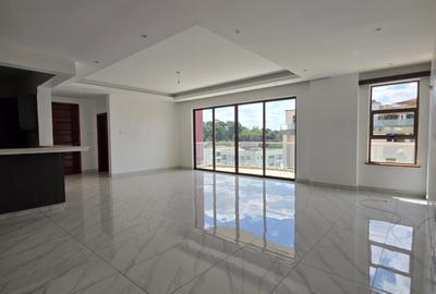 4 Bed Apartment with En Suite at General Mathenge
