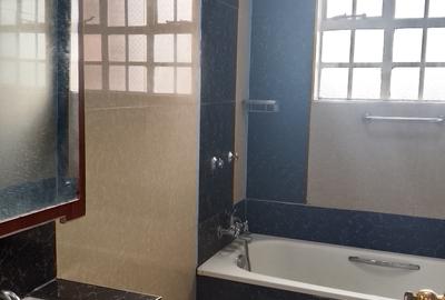 2 Bed Apartment with En Suite at Parklands - 3