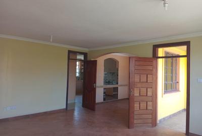 3 Bed House with En Suite in Mlolongo - 2