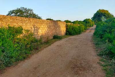 Land in Vipingo