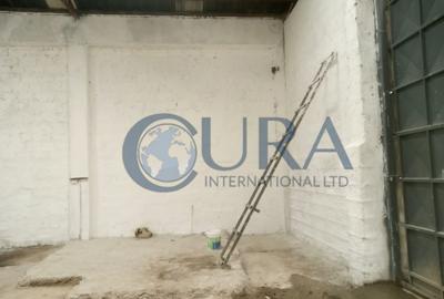 4,000 ft² Warehouse with Backup Generator in Industrial Area
