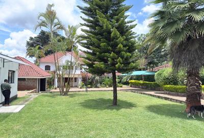 5 Bed House with En Suite at Nyari - 3