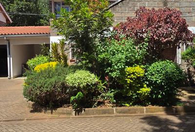 5 Bed Townhouse with En Suite at Lavington Green - 3