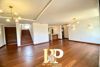 4 Bed Townhouse with En Suite in Rosslyn - 4