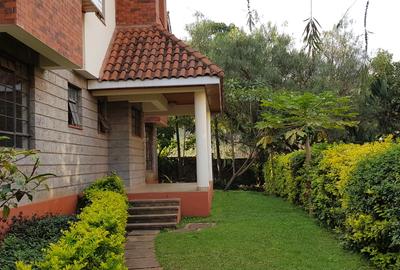 4 Bed Townhouse with En Suite at Chalbi Drive