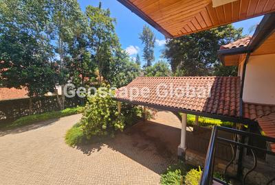4 Bed House with En Suite in Runda