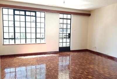 2 Bed Apartment with En Suite in Kilimani - 3