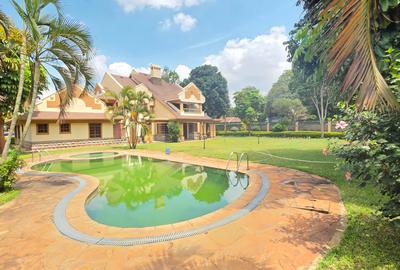 5 Bed House with En Suite at Old Runda - 3