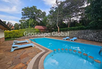 5 Bed House with En Suite in Rosslyn