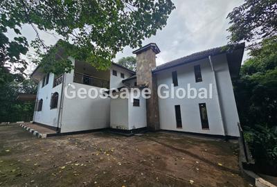 7 Bed House with En Suite in Kitisuru