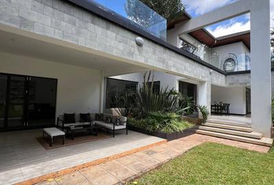 5 Bed House with En Suite at Ololua - 3