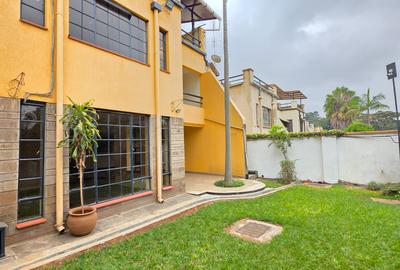 5 Bed Townhouse with En Suite at Lavington Green - 3