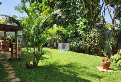 5 Bed Townhouse with En Suite in Lavington - 2