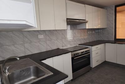 3 Bed Townhouse with En Suite at Riverside - 3