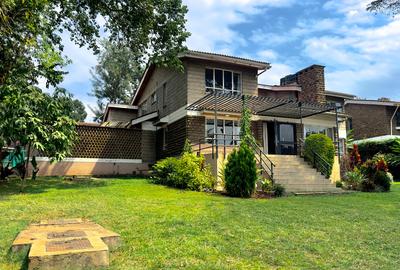 5 Bed House with En Suite at Gigiri