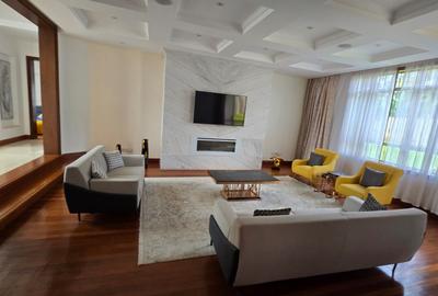 5 Bed House with En Suite in Runda