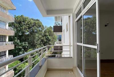 3 Bed Apartment with En Suite in Rhapta Road