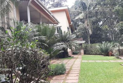 4 Bed House with Swimming Pool in Muthaiga