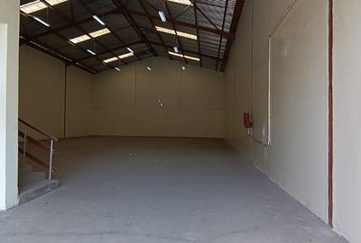 5,527 ft² Warehouse with Service Charge Included in Mombasa Road