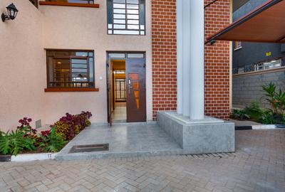 4 Bed House with En Suite in Ngong Road - 4