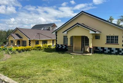 3 Bed House with En Suite at Rimpa - 2