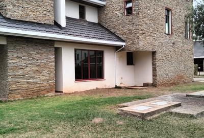 5 Bed Townhouse with En Suite at Karen