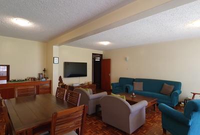 4 Bed House with En Suite at Church Rd - 3