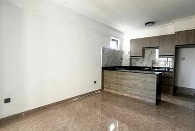 1 Bed Apartment with Gym in Kilimani