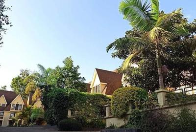 5 Bed Villa in Lavington