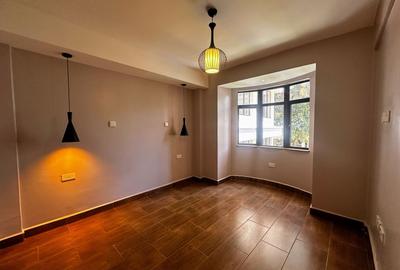 1 Bed Apartment with En Suite in Rhapta Road