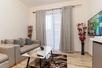Serviced 2 Bed Apartment with En Suite in Kilimani - 2