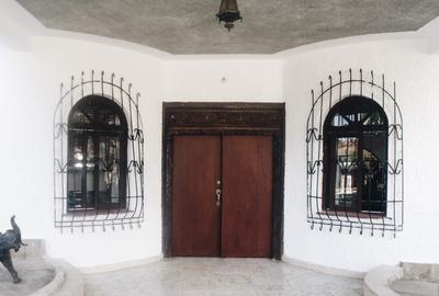 4 Bed Villa with Swimming Pool in Likoni - 2