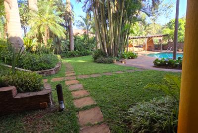 5 Bed House with En Suite at Eliud Mathu