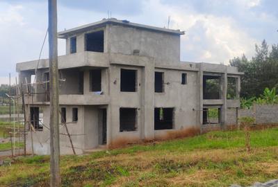 4 Bed Apartment with En Suite in Kahawa West - 2