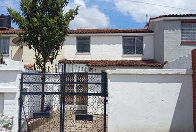 3 Bed Townhouse with En Suite in Buruburu