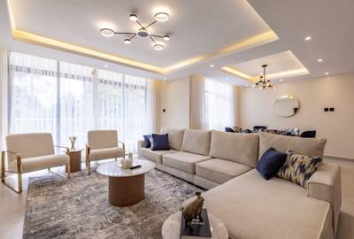 4 Bed Apartment with En Suite in General Mathenge