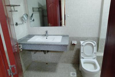 2 Bed Apartment with Gym in Kileleshwa